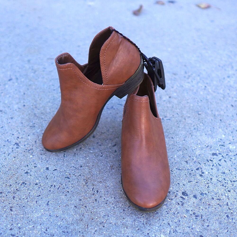 Faded Glory Tan Chelsea Ankle Booties Women’s 7 Western V-Slit Faux Leather